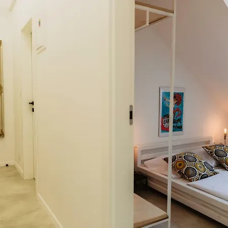 Street Food Possonium Apartmán *