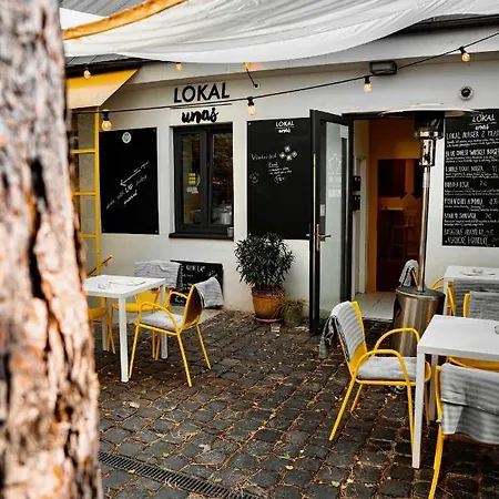 Street Food Possonium Apartment *